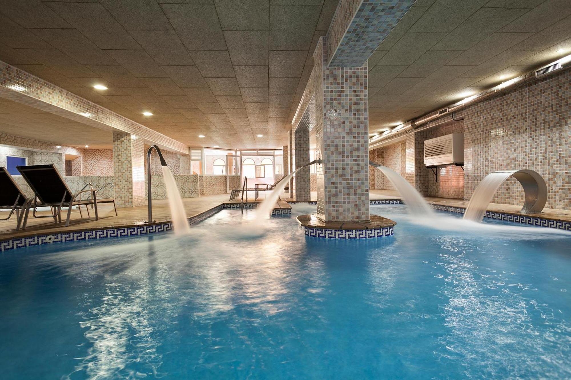 لا هيرادورا Apartamentos Best Alcazar المظهر الخارجي الصورة