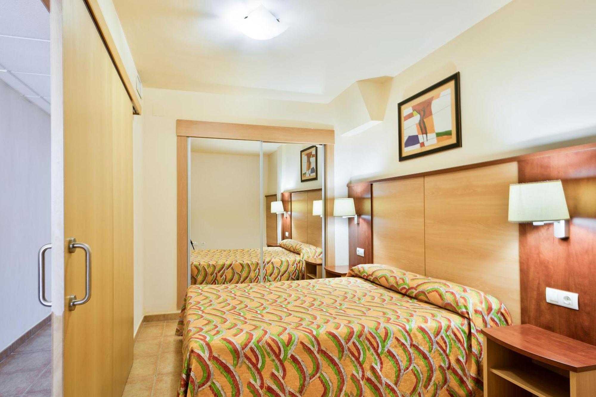 لا هيرادورا Apartamentos Best Alcazar المظهر الخارجي الصورة