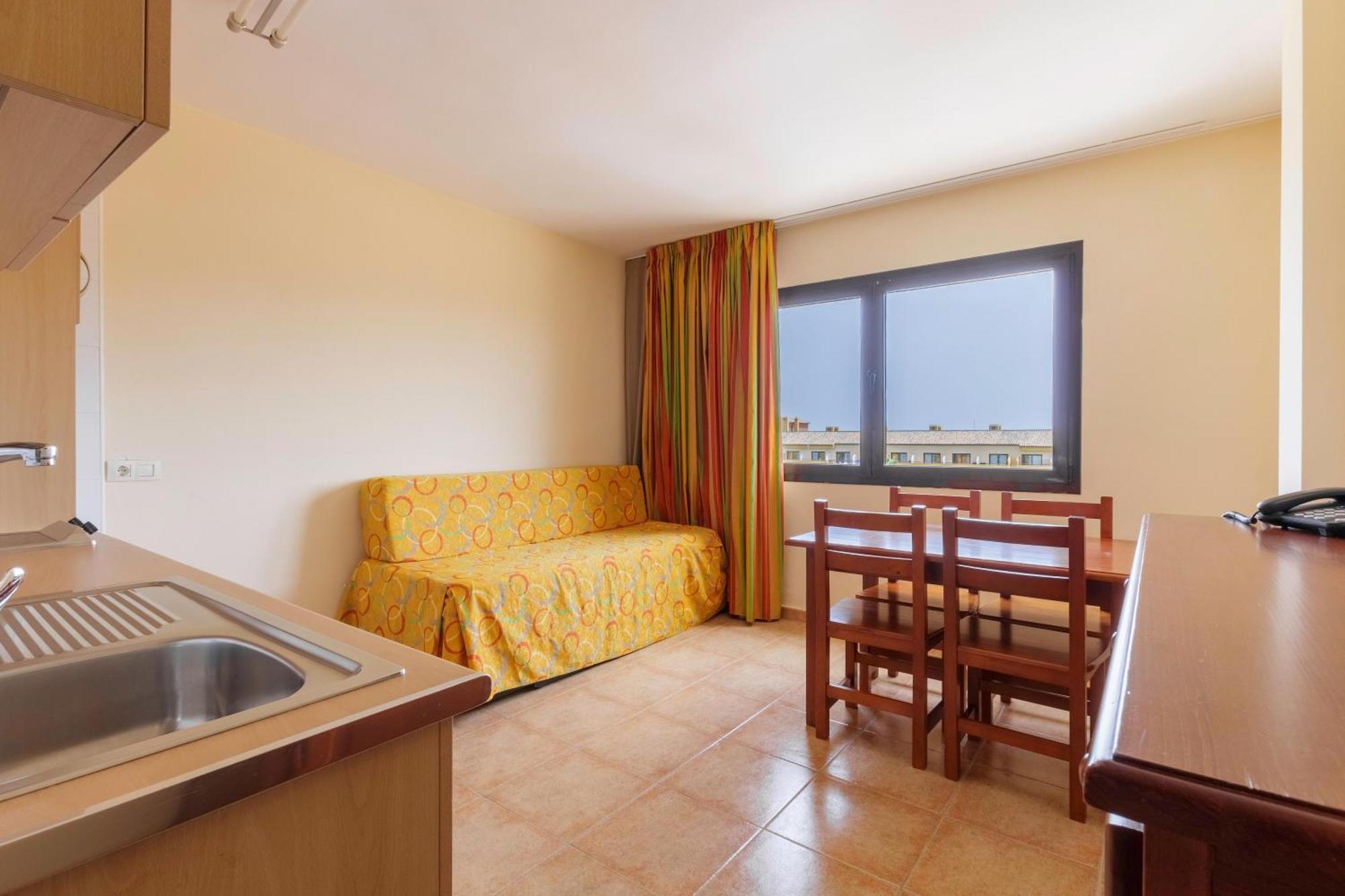 لا هيرادورا Apartamentos Best Alcazar المظهر الخارجي الصورة